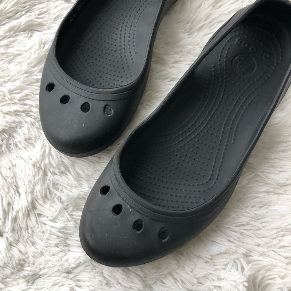 CROCS • Womens Comfort Shoe Kadee Slip On Ballet Flat in Black/ Size 10 - Picture 3 of 14